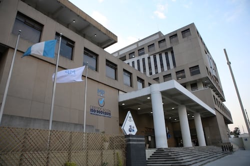 Remueven a esposo de Consuelo Porras de Fiscalía contra la Corrupción