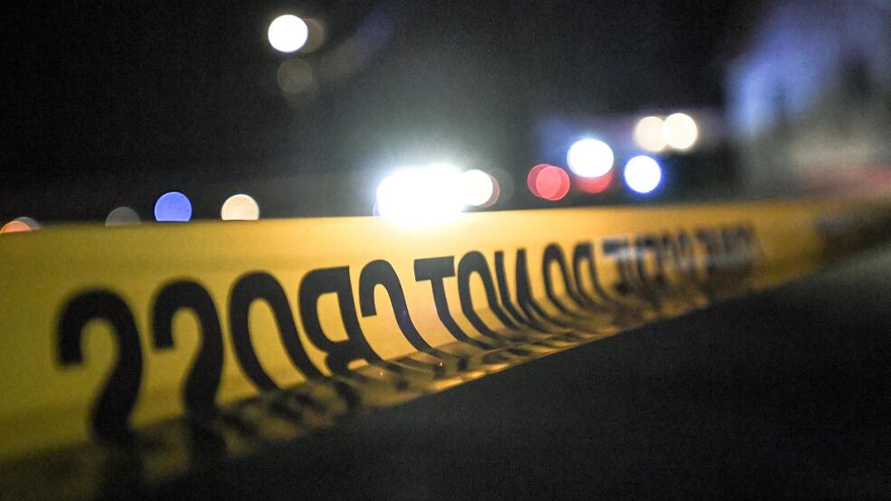 Adolescente comete un atroz crimen por una serie de Netflix