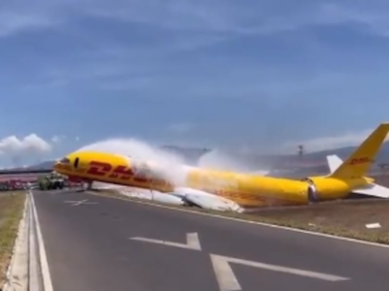 Difunden videos de accidente de avión que volaba a Guatemala