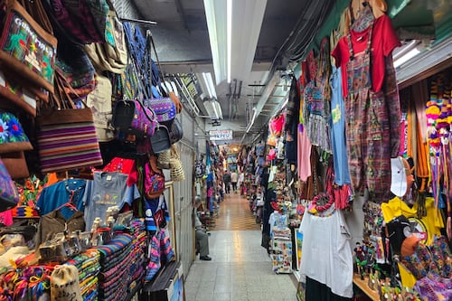 Festividad por aniversario del Mercado Central provocará cierres viales este sábado en zona 1