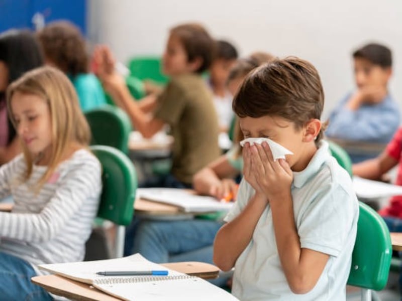 Regreso a clases 2026: Lo que advierte pediatra guatemalteco para evitar que los niños se enfermen