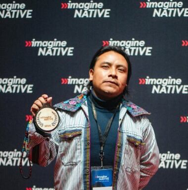 Alex PV, periodista maya Mam, gana en Toronto el Premio al Mejor Cortometraje Documental