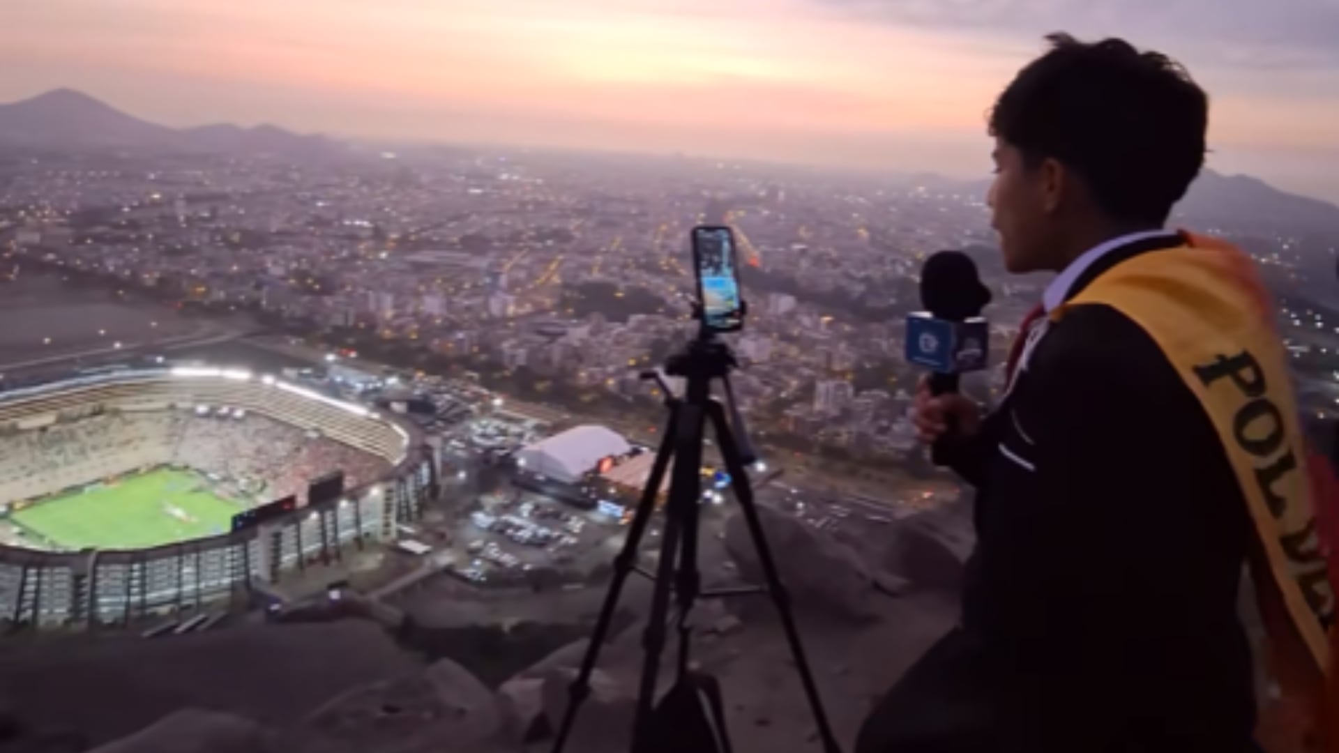 Pol Deportes: La historia del joven de Perú que narró la libertadores desde un cerro