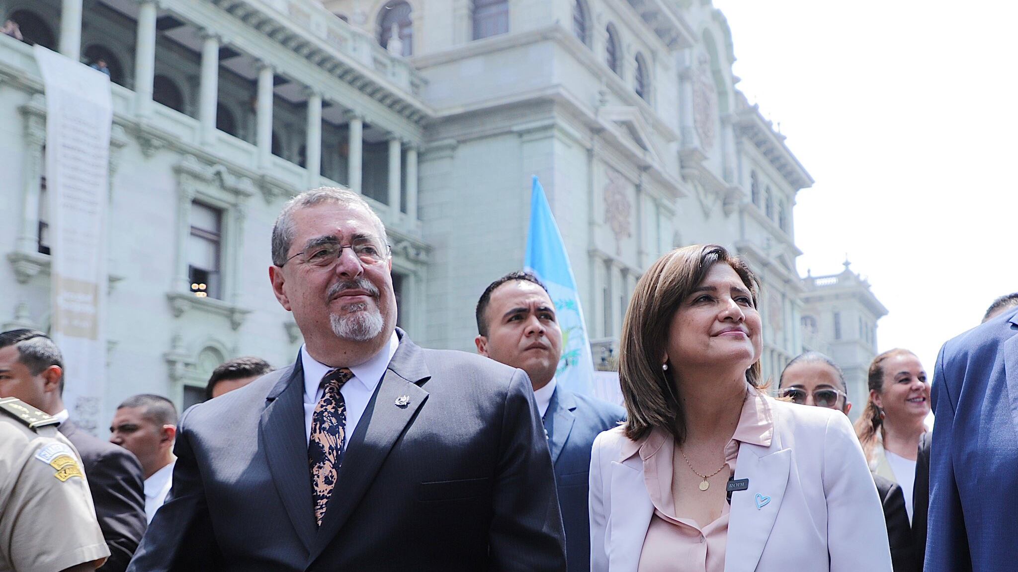 Bernardo Arévalo y Karin Herrera presentaron una iniciativa para remover a la Fiscal General Consuelo Porras.
