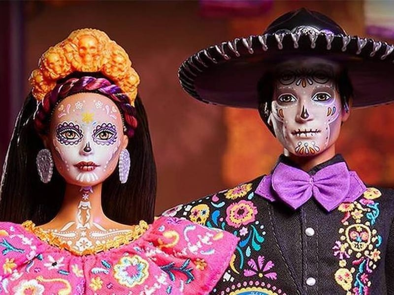 EN IMÁGENES. Presentan nueva Barbie para el Día de Muertos
