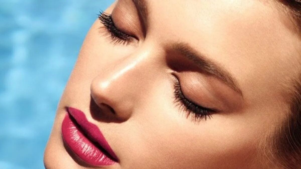 ¿Cómo evitar que el maquillaje se derrita con el calor?