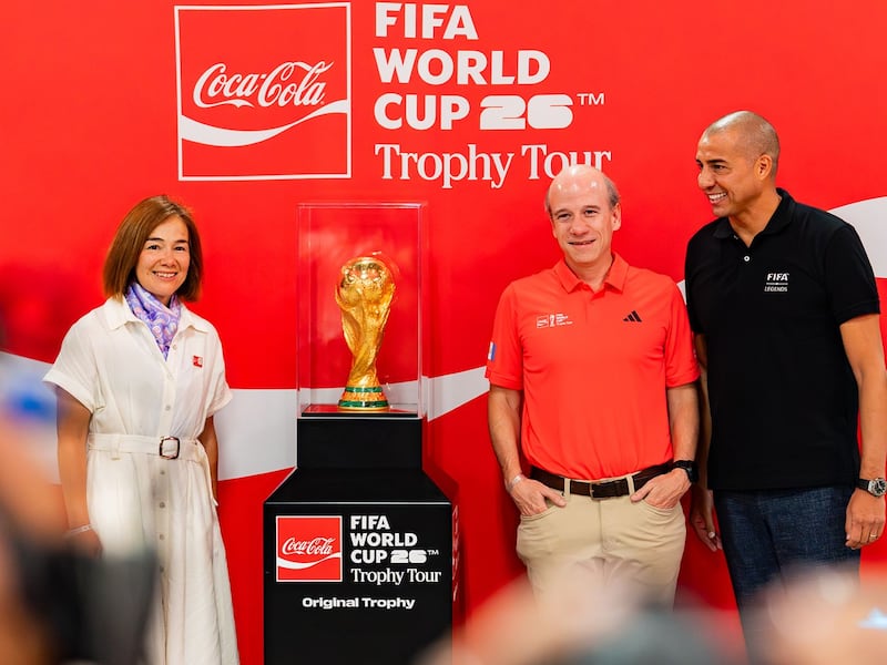 ¡Más de 2,000 aficionados! Así se vivió el Tour del Trofeo de la Copa Mundial de la FIFA, presentado por Coca Cola en Guatemala