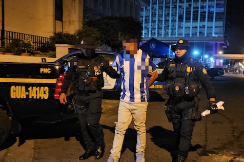 Kenneth, el hombre detenido en las afueras del estadio El Trébol acusado de extorsión