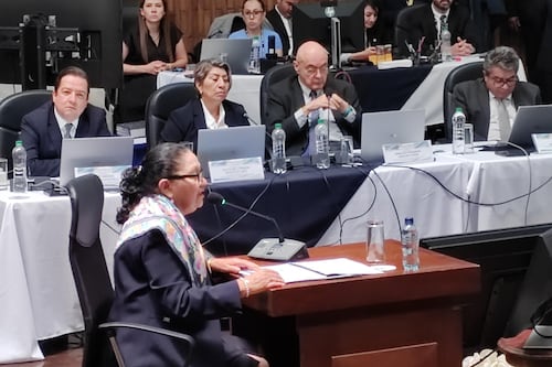 Consuelo Porras acude a la Postuladora y defiende su plan para un tercer período pese a escasas posibilidades