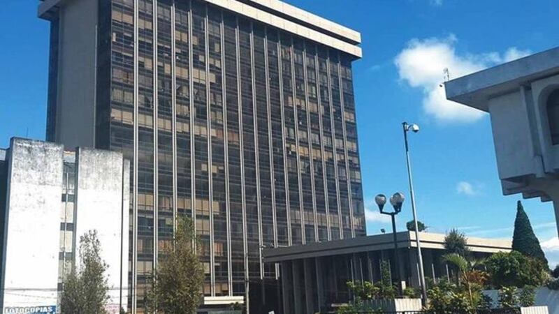 Finanzas prepara proyecto de presupuesto por más de Q124 millardos