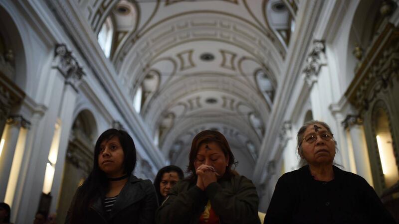 VIDEO. Católicos inician Cuaresma y algunos piden por cese de la propagación de coronavirus