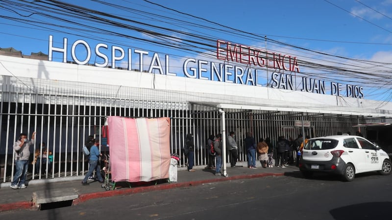 Trabajadores del Hospital San Juan de Dios son capturados por robar medicamentos para pacientes con cáncer