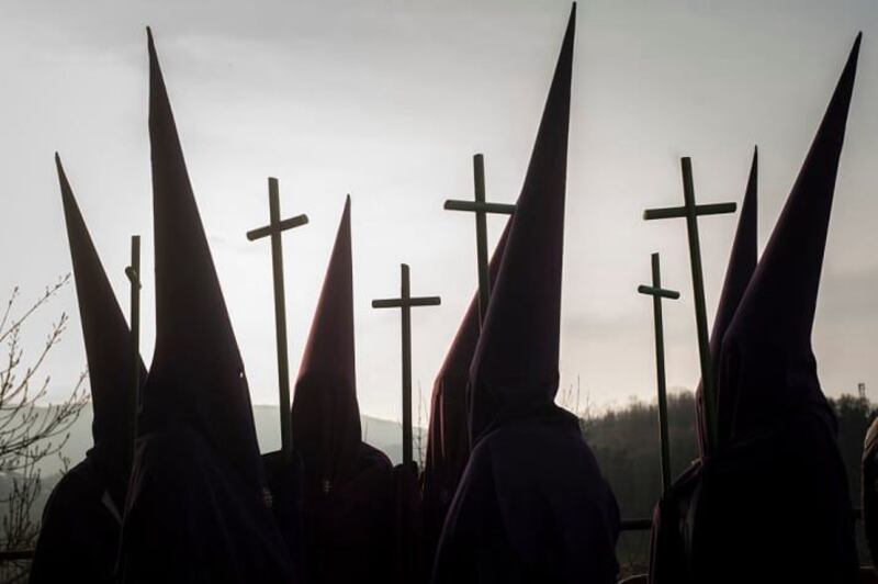 Los Penitentes de la Recolección: el mito que aún recorre las calles

Una leyenda que mezcla fe, misterio y sombras en Semana Santa