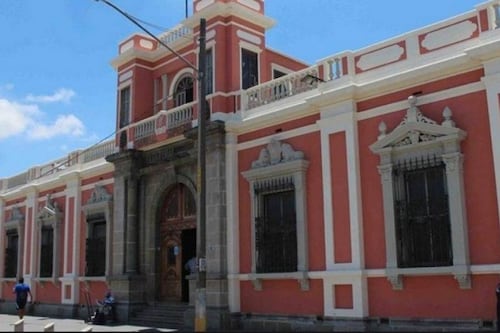 Nuevo TSE toma posesión en sesión privada y el magistrado Mario Velásquez se ausenta