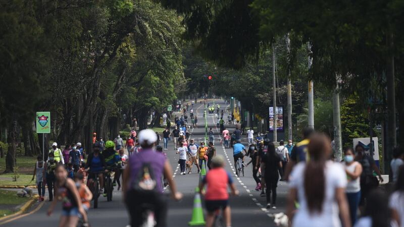 Municipalidad cierra pasos y pedales, parques y plazas públicas por Covid-19