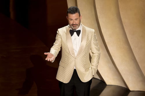 VIDEO: Jimmy Kimmel barre con Trump por 10 minutos y dice que volvería a dirigir los Oscar