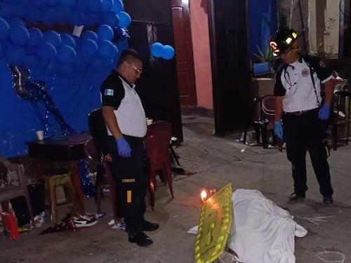 Celebración termina en tragedia al dejar a una joven fallecida en la zona 10 de Santa Catarina Pinula