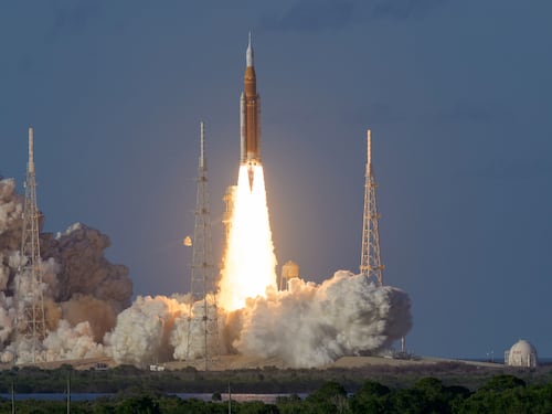 la NASA lanza una app para seguir el histórico viaje lunar en tiempo real