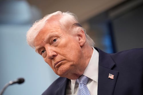 ¿Qué sigue? Trump anuncia bloqueo del estrecho de Ormuz tras el fracaso del diálogo con Irán