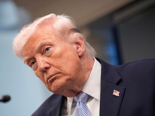 ¿Qué sigue? Trump anuncia bloqueo del estrecho de Ormuz tras el fracaso del diálogo con Irán