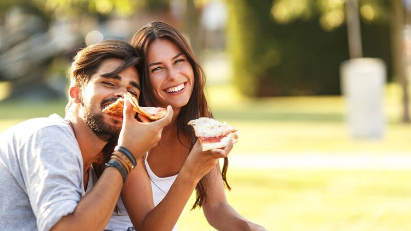 Comiendo pizza puedes apoyar a 11 fundaciones de Guatemala