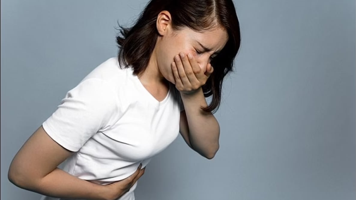 Es un virus altamente contagioso se propaga a través de los alimentos, el agua o las superficies contaminadas, y provoca vómitos y diarrea. (Foto: Redes sociales)