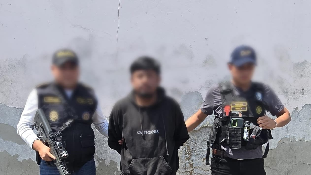 La persona fue detenida en el interior de un centro comercial. Foto: MP