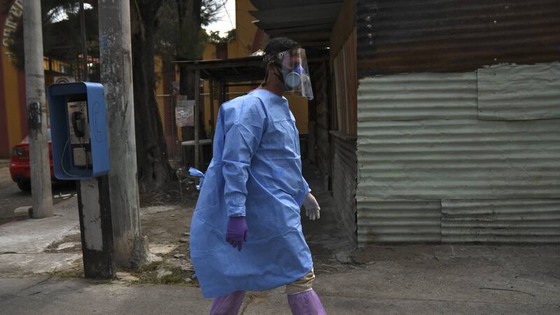 Hospital de Retalhuleu adquiere 900 caretas con precio unitario de Q99.90