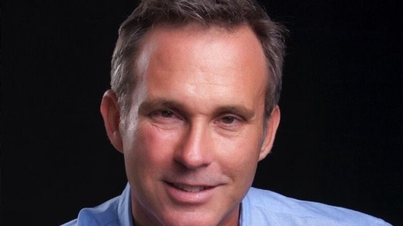 Harris Whitbeck participará en foro de diseño social en el país