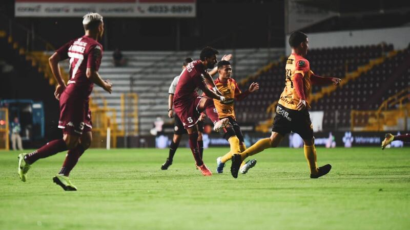 Equipos grandes de Costa Rica ganan en el reinicio del Torneo Clausura 2020