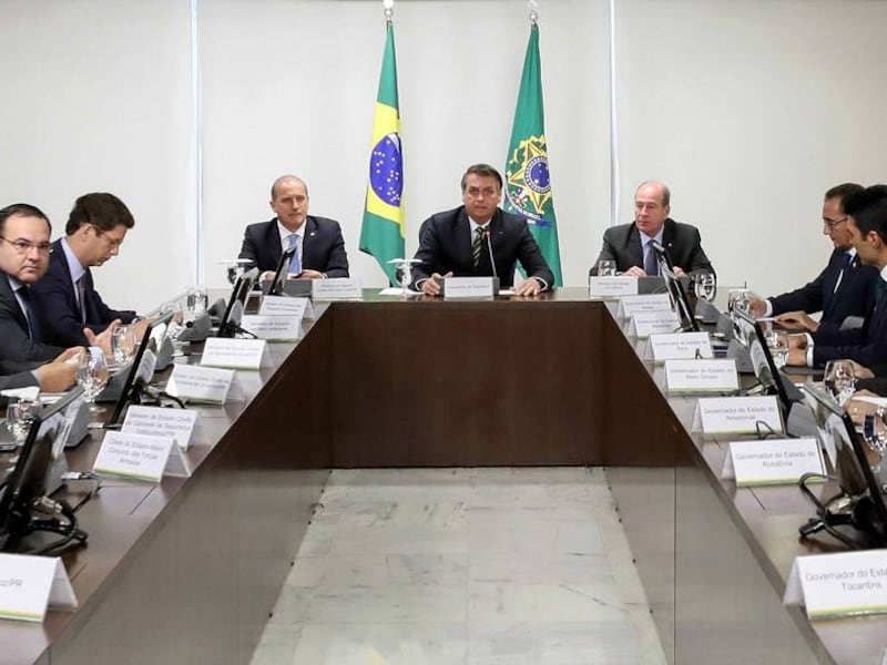 Gobernadores de Brasil, a favor de ayuda del G7 para combatir incendios en la Amazonía