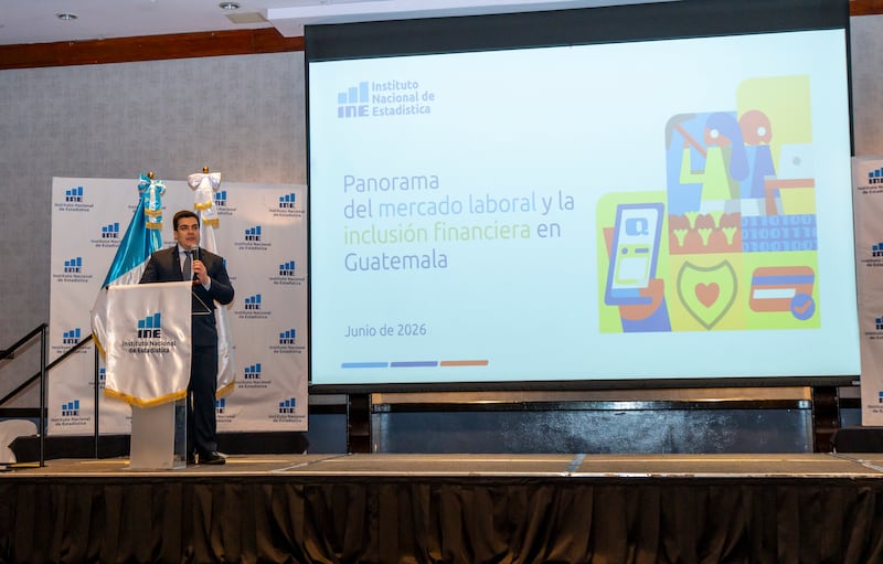 Instituto Nacional de Estadística (INE), que dirige Oscar Chávez, presentó los resultados de la encuesta.