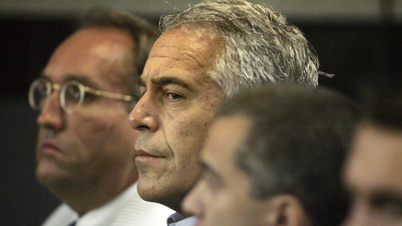 Sale a la luz la primera fase de la lista de Epstein ¿Qué nombres contiene?