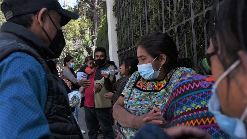Familias aún esperan identificación de víctimas de Tamaulipas