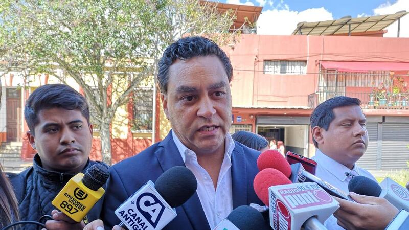 Carlos Cerezo Blandón busca ser presidenciable sin partido