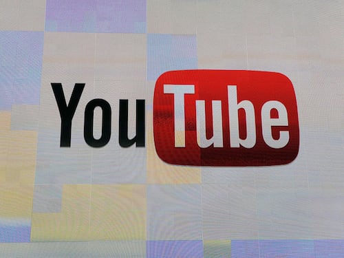 YouTube es investigado por presunta recomendación de videos a niños para aprender a crear armas