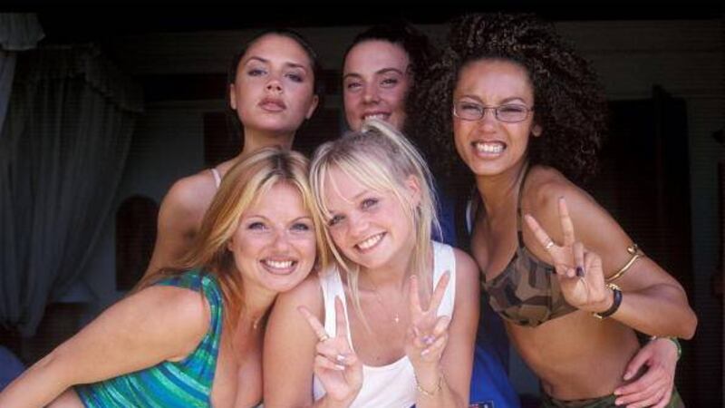 Mel B conmociona a sus fans al confesar con que Spice Girl quiere dormir