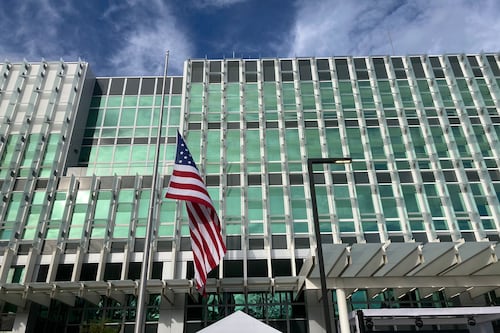 ¿Quieres trabajar en la Embajada de EE.UU. en Guatemala?, Estas son las vacantes