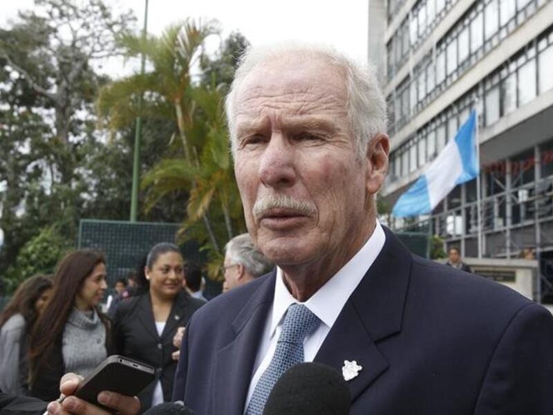 Se cumplen seis años del fallecimiento de Álvaro Arzú y el partido Unionista lo rememora con un emotivo video