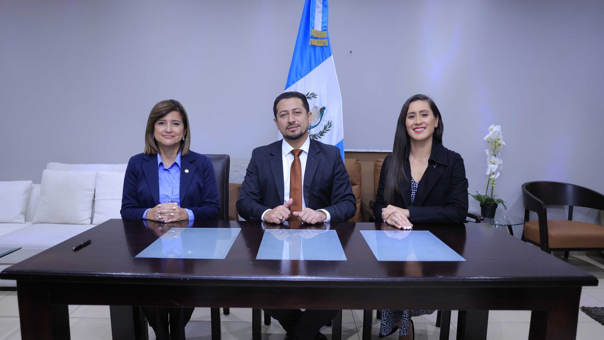 Bernardo Arévalo, presidente de Guatemala realiza su primer gira por Europa.