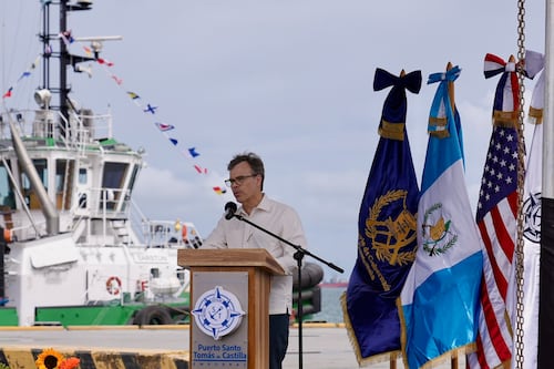 Así fue la visita del encargado de negocios de Estados Unidos en Izabal