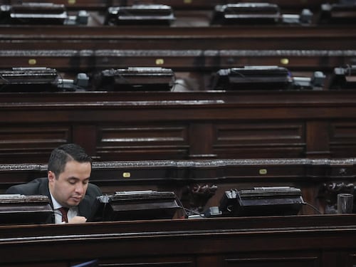 Congreso posterga elección de magistrados titular y suplente a la CC