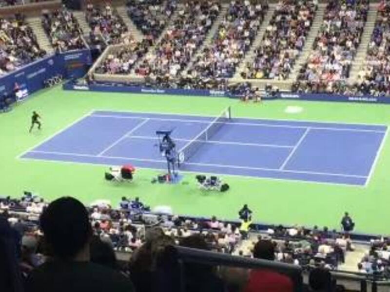 VIDEO. Roger Federer se vio obligado a sacar su mejor tenis para avanzar