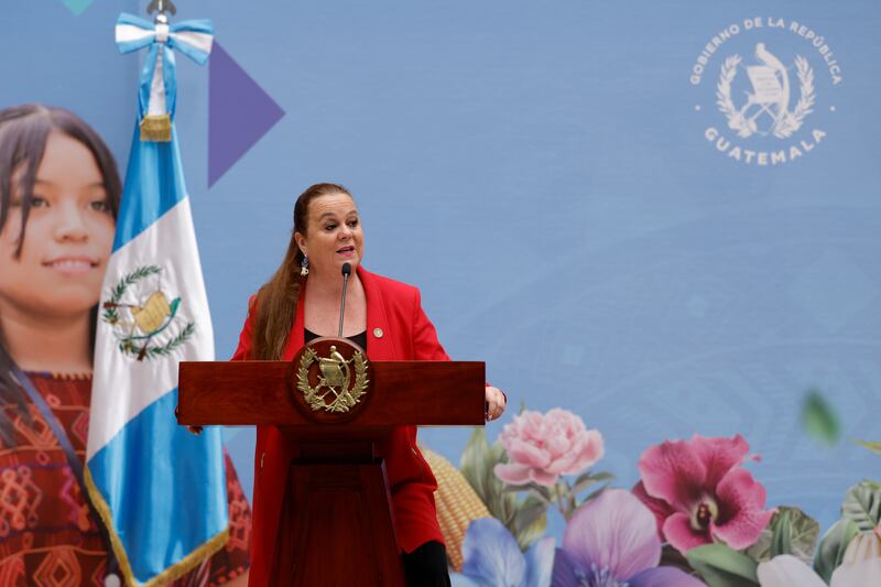 Anabella Giracca, ministra de Educación.