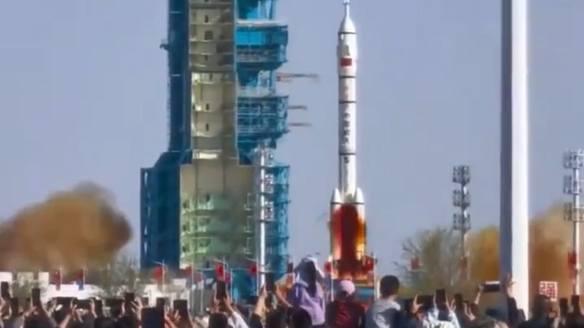 Misión en marcha: China lanza la Shenzhou-20