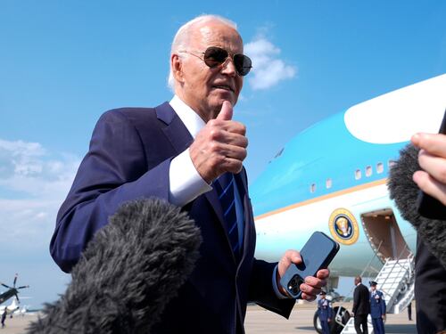 Biden reconoció que fue un “error” decir que quería poner a Donald Trump “en la mira”