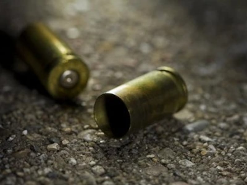 Balacera en residencial de San Miguel Petapa deja una persona herida esta noche de domingo