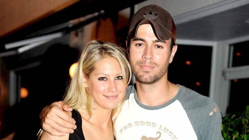Anna Kournikova presume figura en bikini y recibe críticas por su "extrema delgadez"