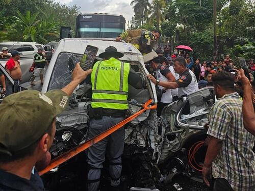 Fuerte accidente de tránsito provoca complicaciones en el tránsito hacia el Pacífico
