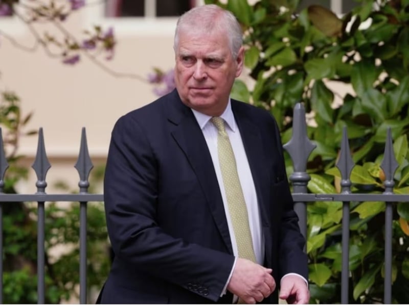 Arrestan a Andrés Mountbatten-Windsor, hermano del rey Carlos III, en su cumpleaños